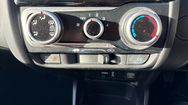 Honda Jazz 1.5 i-VTEC Sport Navi 5dr Petrol Hatchback